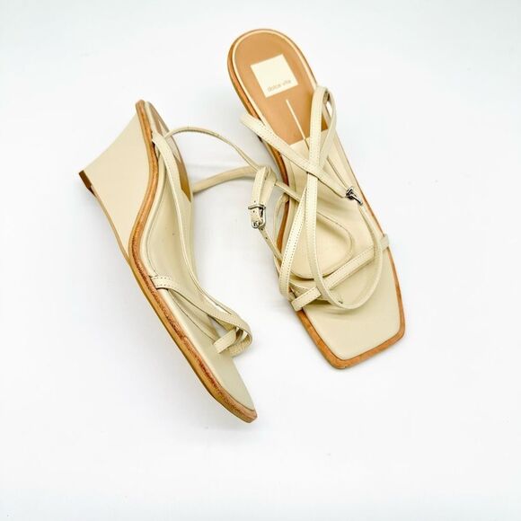 Gemini Ankle Strap Wedge Sandal (Women)
Dolce Vita - Picture 3 of 5